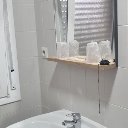Rejas Guest house *